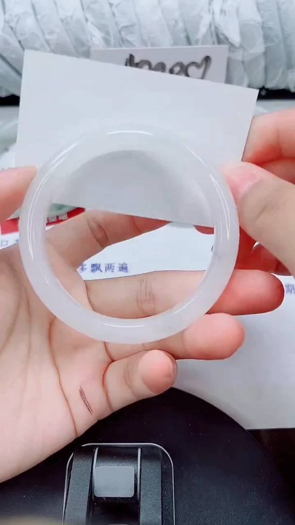 未镶嵌手镯石英质玉17-57/58