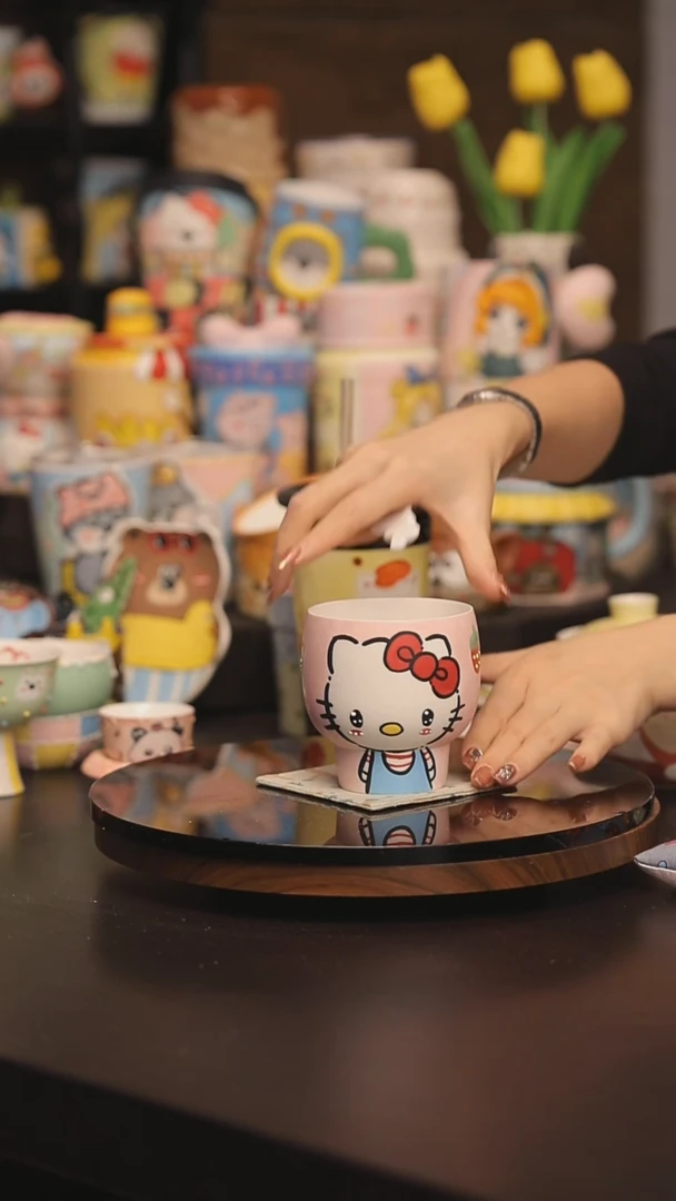 景德镇釉下彩绘设计师款式陶瓷