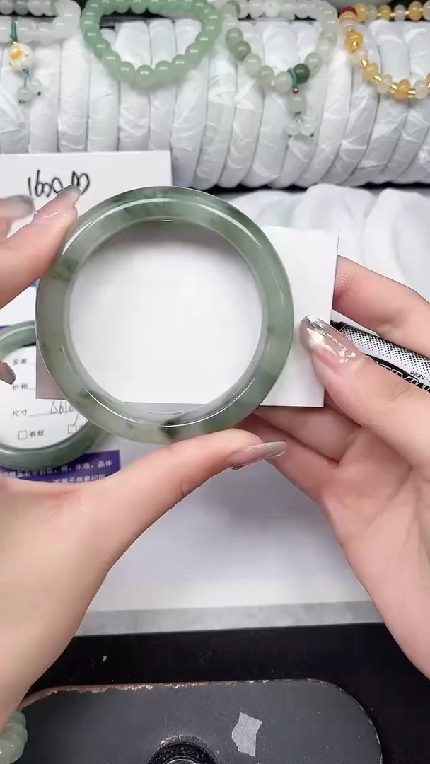 未镶嵌手镯石英质玉256-56/57