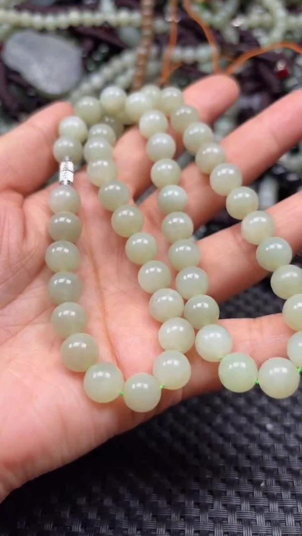 【闪购商品】和田玉颈饰未镶嵌.