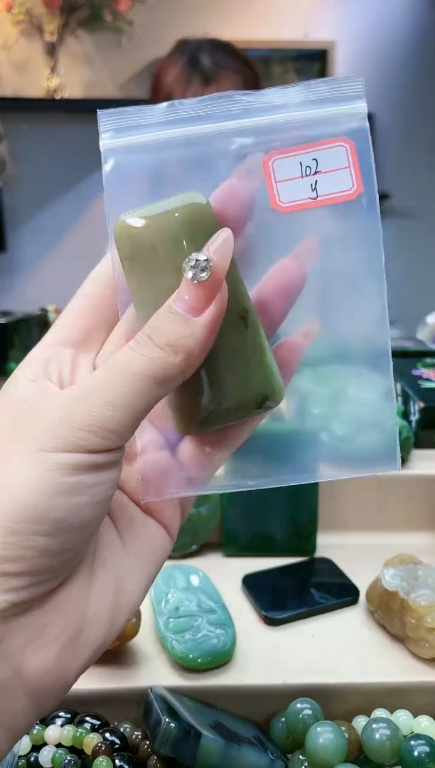 和田玉未镶嵌挂件1