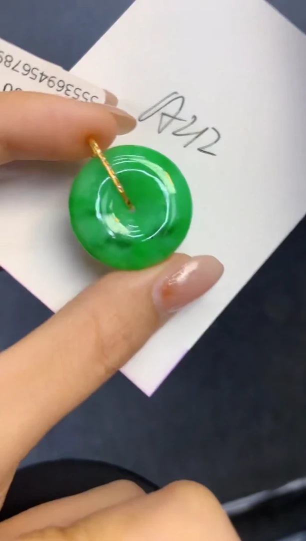 颈饰18K金镶嵌翡翠天然A货缅甸翡翠百元以上9元证书费自理