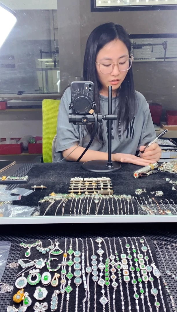 翡翠戒指银S925镶嵌6412