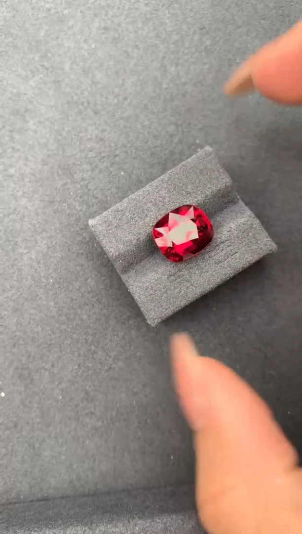 未镶嵌珠宝半成品碧玺5.8ct卢比莱 FE 定制