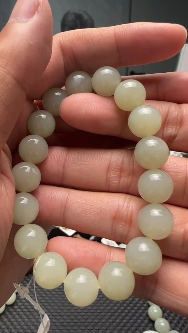 未镶嵌手串和田玉若羌料手串卡12