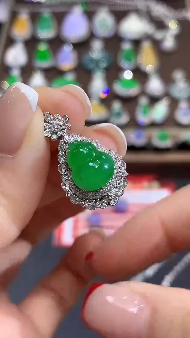 吊坠(不含链)18K金镶嵌翡翠S15