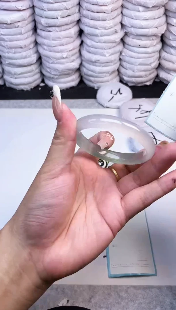 手镯玛瑙/玉髓未镶嵌318