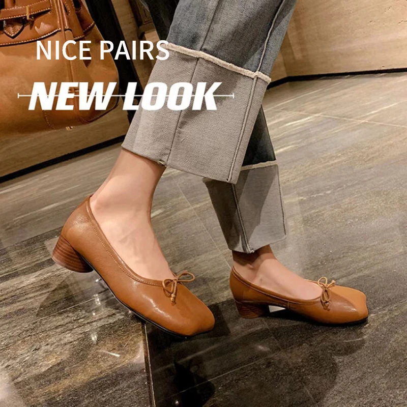 浅口单鞋2023年冬季粗跟里外全皮玛吉拉经典单鞋