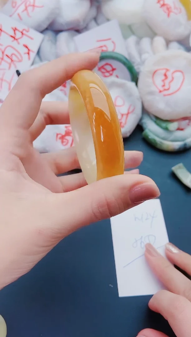 未镶嵌手镯石英质玉N123-56-57