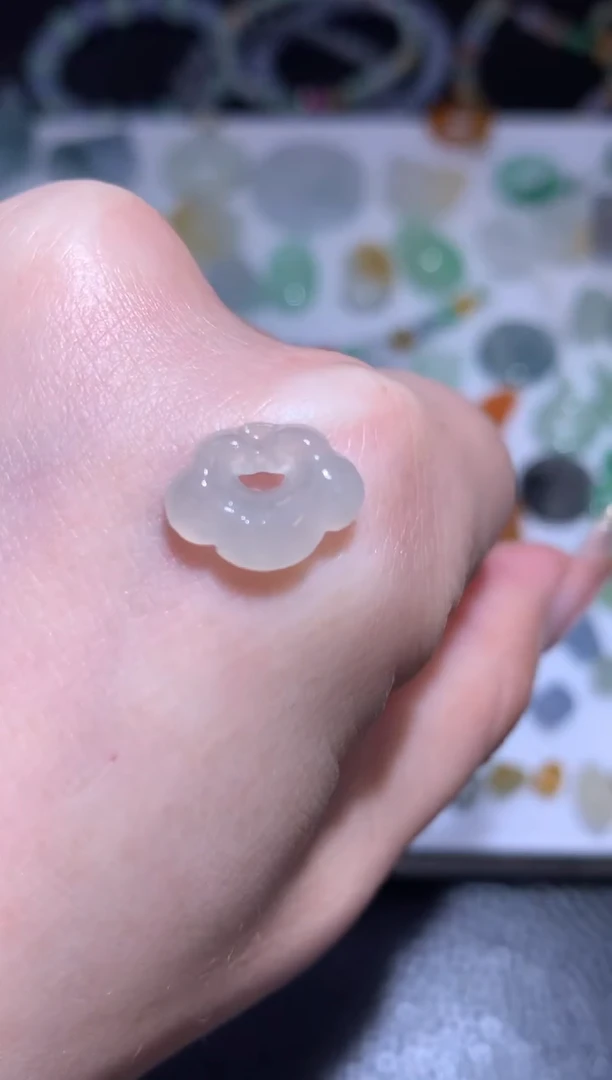 未镶嵌定制翡翠如意头