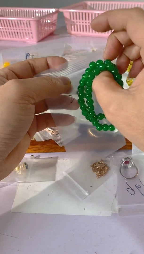 【闪购商品】水晶颈饰银S925镶嵌254红宝，蓝宝，多样性发一件赠链