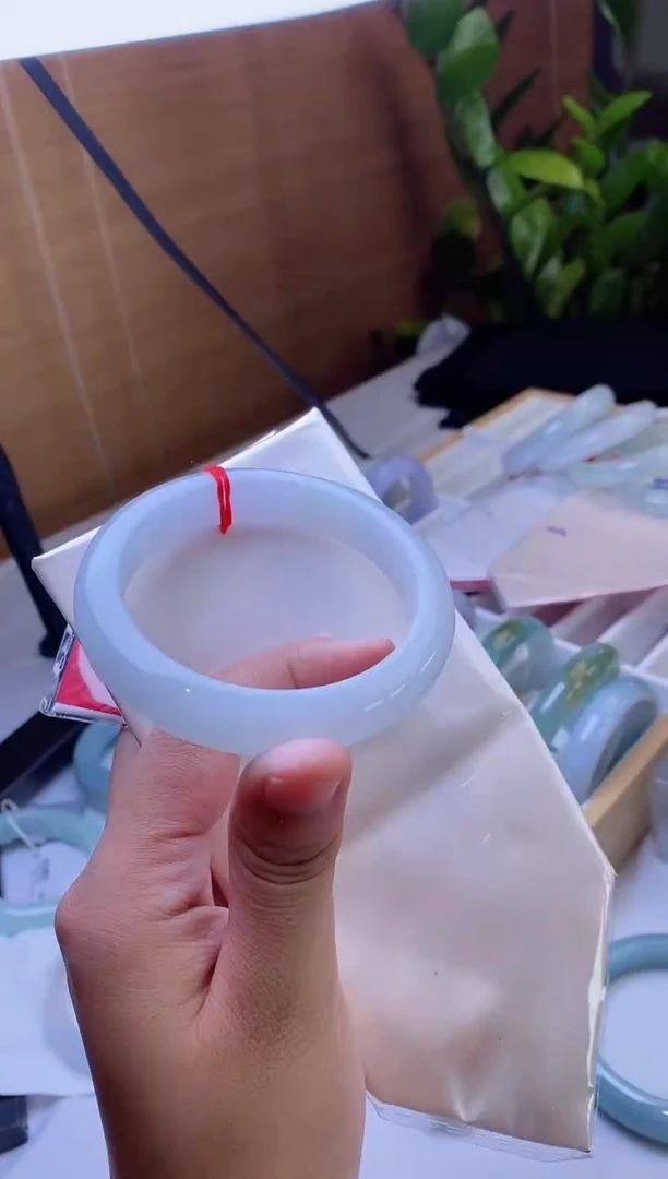 未镶嵌手镯翡翠正圈58圈口，4012