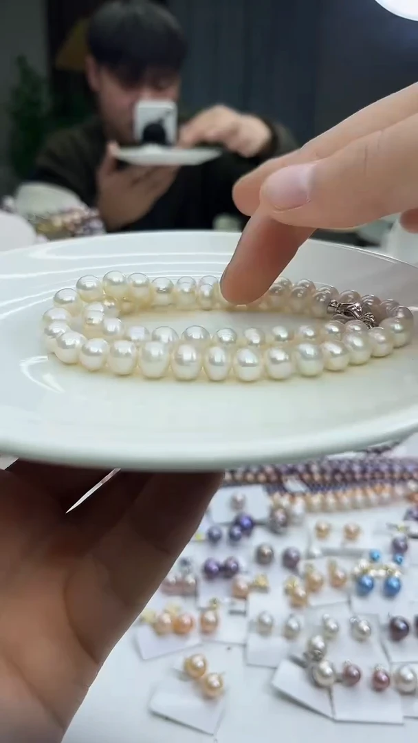 未镶嵌（手链，耳饰，项链，颗粒珠）淡水珍珠8-9白珠项链（多样性发一）