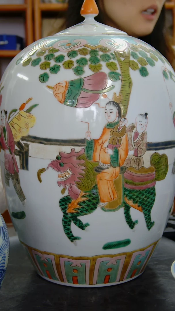 罐粉彩麒麟先瑞故事纹冬瓜罐#1116#