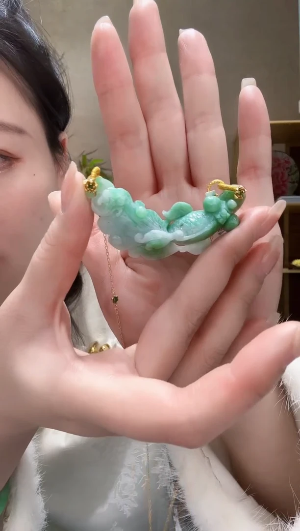 【闪购商品】翡翠颈饰未镶嵌吊坠