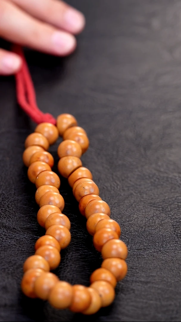 手串紫金鼠14+大肠手持