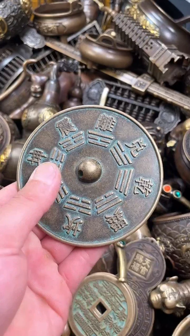 精美铜器点击下单