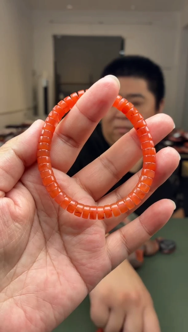 手串未镶嵌南红玛瑙单圈手串一条约7mm多样性发货