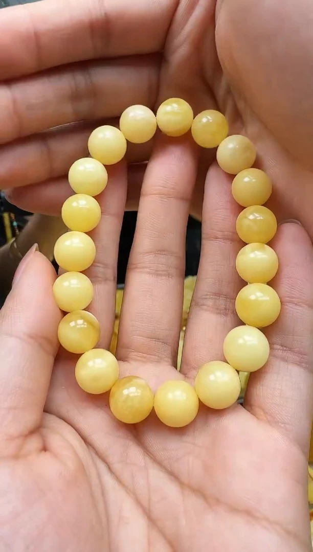 【闪购商品】琥珀裸石未镶嵌手串