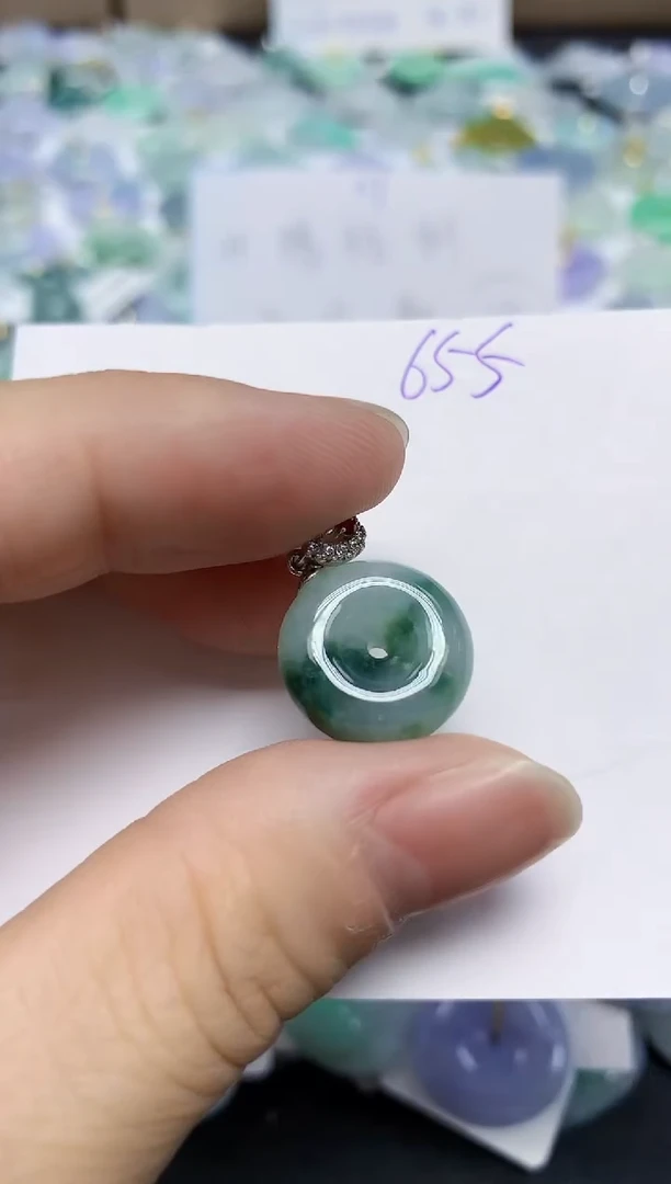 颈饰未镶嵌翡翠天然缅甸翡翠A货翡翠百元以上9元证书费自理