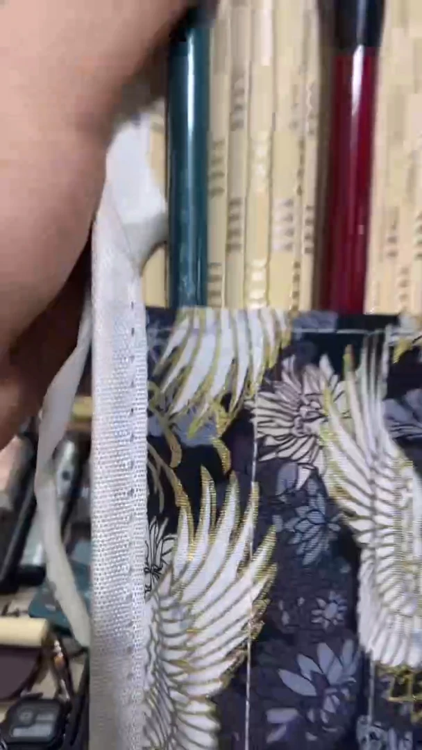 瓷片闪购商品  如图所示