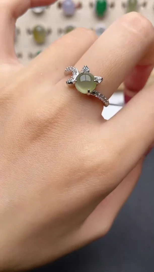 【闪购商品】翡翠戒指银S925镶嵌一物一证一礼盒