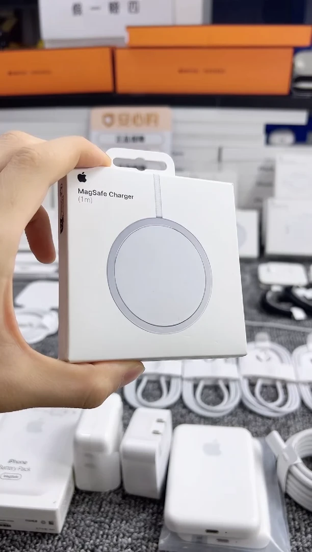 准新品港版25W编织款无线充一手带盒未使用