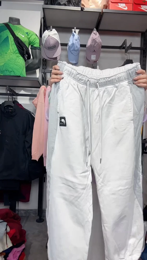 1098   编码 瑕疵款直播间过款为准 尺码 XL