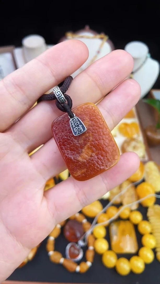 琥珀未镶嵌珠宝奇石柒月