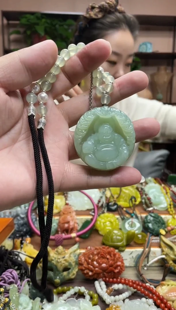 未镶嵌岫玉吊坠·