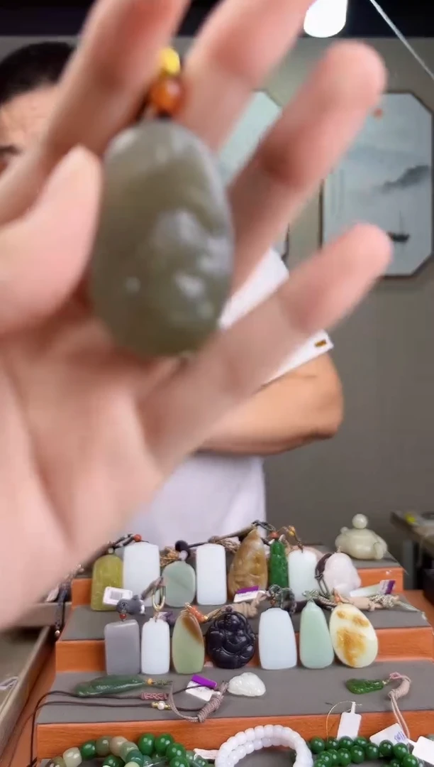 颈饰未镶嵌和田玉多样性发货 拍一单发一个