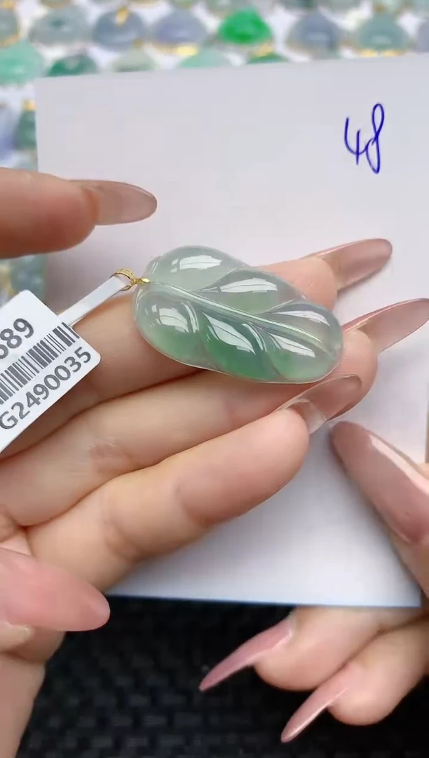 【闪购商品】翡翠颈饰18K金镶嵌天然A货翡翠 48