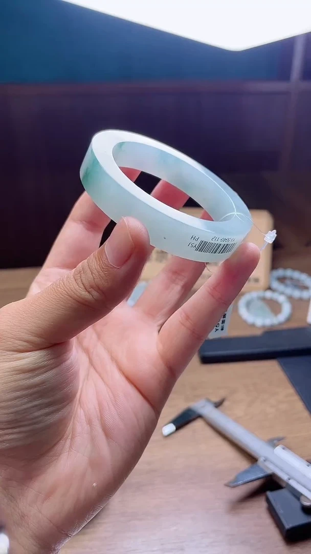 定制翡翠手镯未镶嵌糊*定制