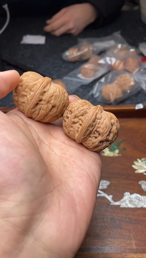 【闪购商品】文玩核桃把件A231号43尺元宝