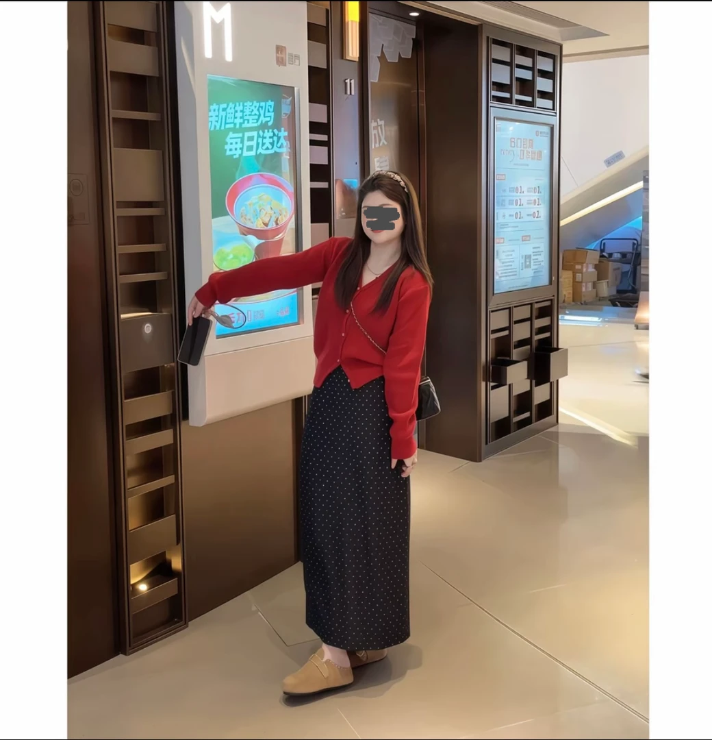 微胖妹妹大码V领单排扣长袖针织衫女秋季宽松显瘦休闲百搭小上衣