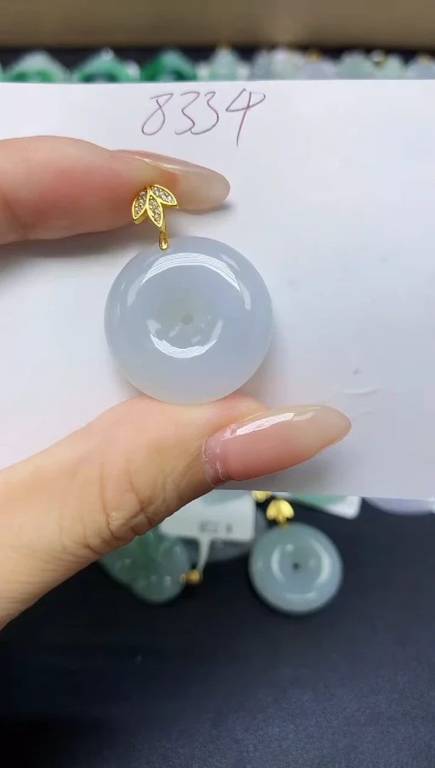 翡翠未镶嵌颈饰 天然缅甸翡翠A货