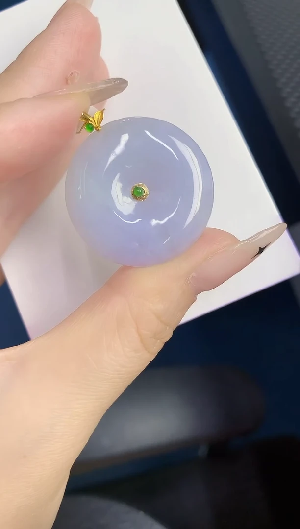 颈饰18K金镶嵌翡翠缅甸天然翡翠A货