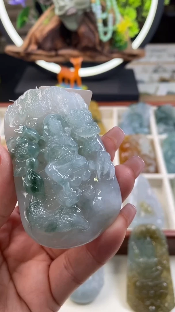 【闪购商品】翡翠颈饰未镶嵌观音