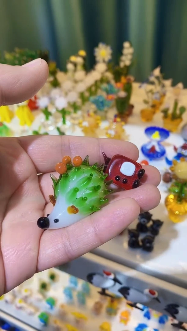 【闪购商品】琉璃手工艺品刺猬+电视机