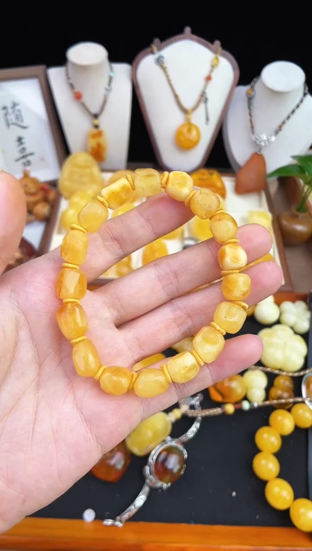 琥珀未镶嵌珠宝奇石柒月