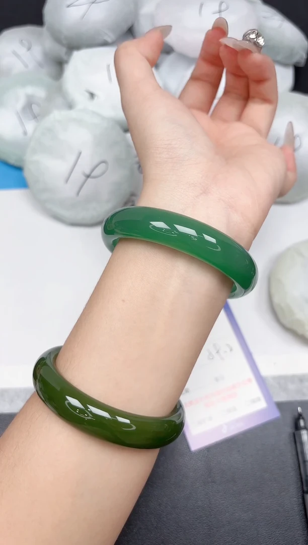 未镶嵌手镯石英质玉172-59.2