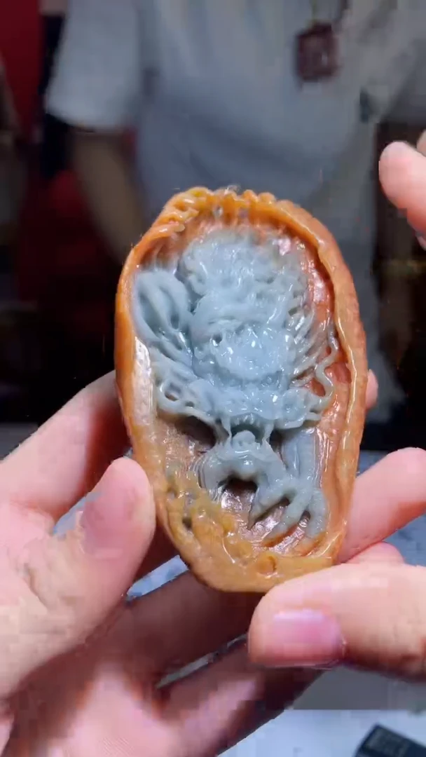 【闪购商品】翡翠吊坠(不含链)未镶嵌Q40