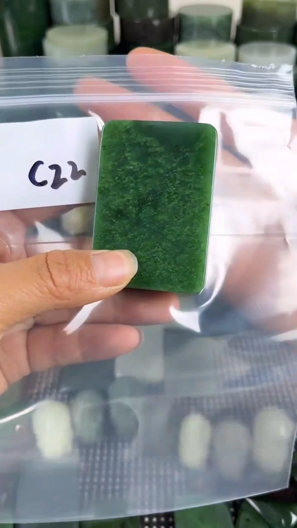 和田玉未镶嵌珠宝半成品牌子