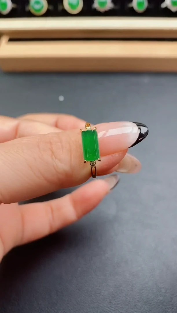 翡翠戒指银S925镶嵌50805