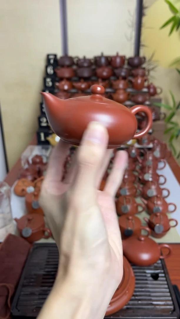 喜***ㅤ朱泥凤雏壶140cc带证书礼盒
