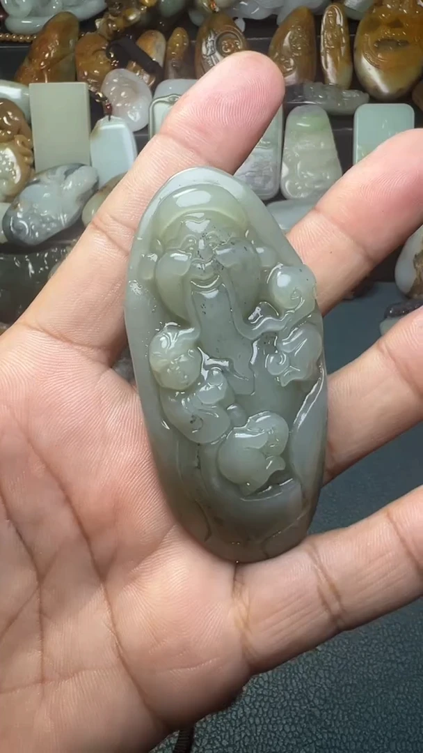 未镶嵌和田玉把件-