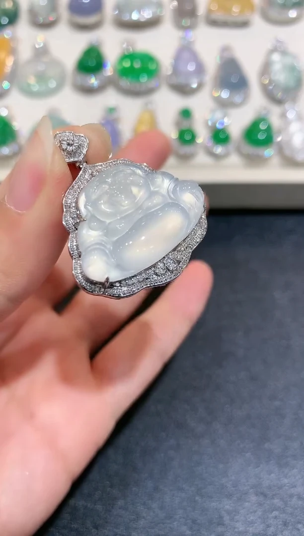 【闪购商品】翡翠颈饰18K金镶嵌B135