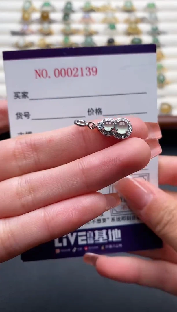 银S925镶嵌戒指翡翠444444+4