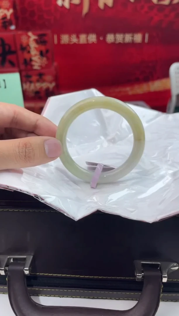 【闪购商品】翡翠手镯未镶嵌9翡翠手镯