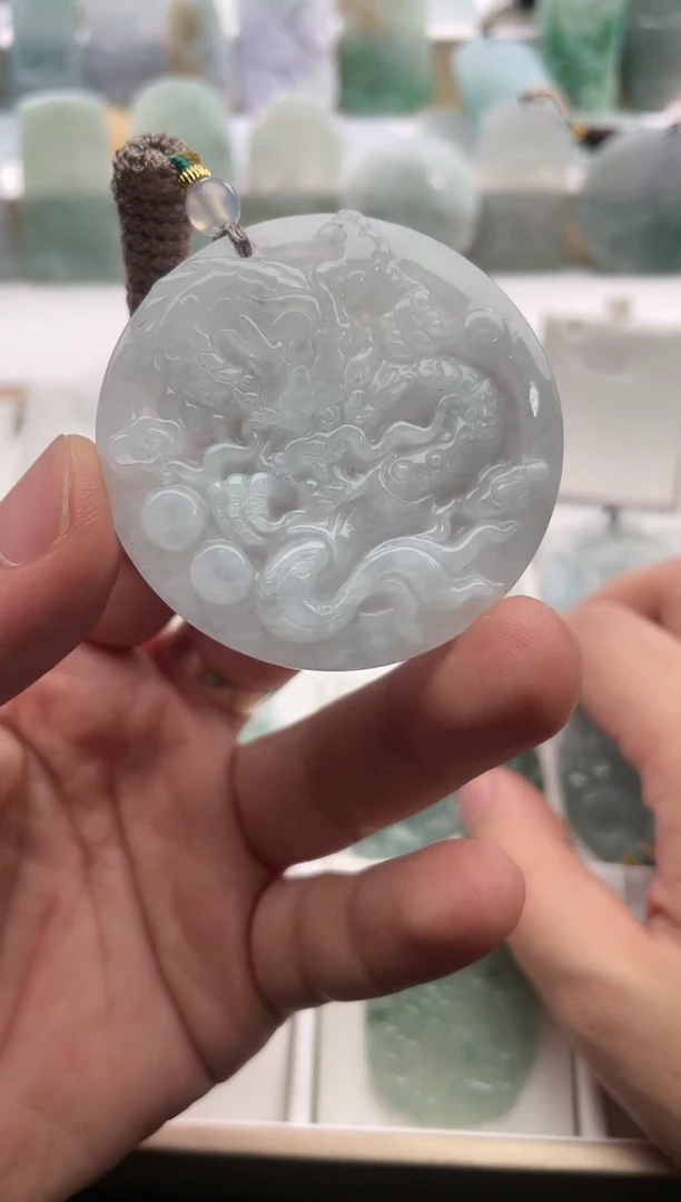 【闪购商品】翡翠颈饰未镶嵌..../3/3/ 160